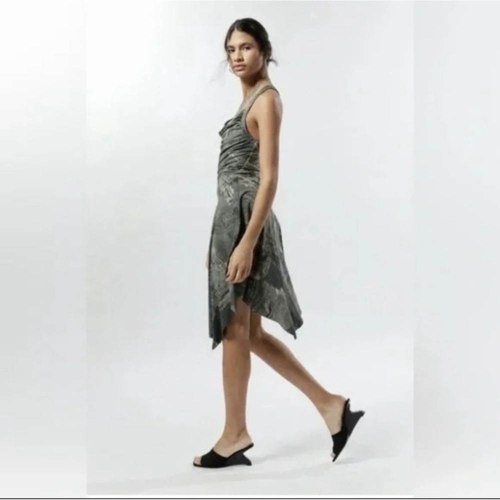 Silence + Noise Jordyn Asymmetrical Cross-Back Dress Size Small Black Motif‎ NWT